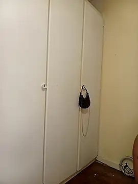 BubblyBeautiful online show from 11/24/25, 11:10