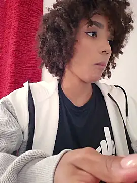 Snapshot of NyahMoon chatting on 10/29/25, 09:22 NyahMoon online show from 10/29/25, 09:22