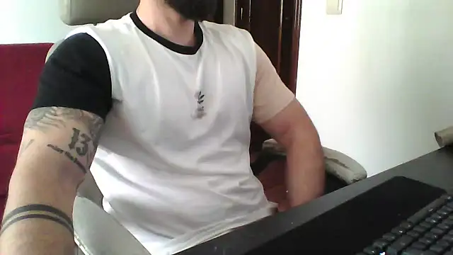 yourfantasy777 online show from 04/15/26, 03:08