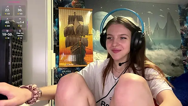 Elira Breeze online show from 11/24/25, 12:38