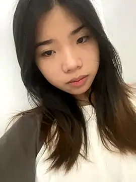 Snapshot of -Tania- chatting on 09/21/25, 07:48 -Tania- online show from 09/21/25, 07:48