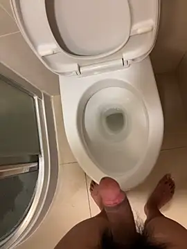 Snapshot of leeyoung_ chatting on 10/10/25, 03:55 leeyoung  online show from 10/10/25, 03:55