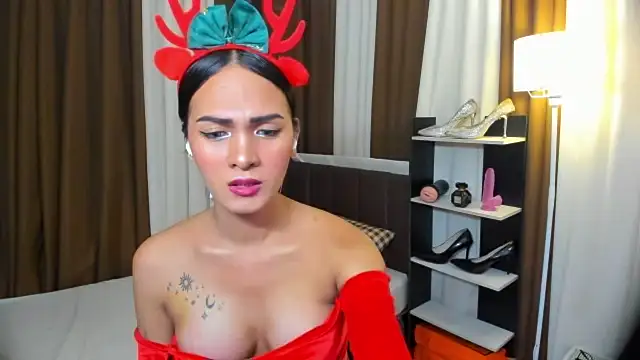 Sedictive Samantha online show from 12/15/25, 09:02