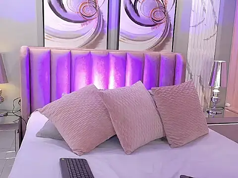 LuisaJonnes  online show from 09/20/25, 01:01