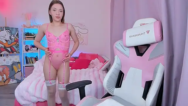 Snapshot of Leri_Dells chatting on 11/14/25, 04:17 Leri Dells online show from 11/14/25, 04:17