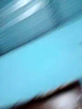 Snapshot of SalariedNudist chatting on 09/22/25, 04:03 SalariedNudist online show from 09/22/25, 04:03