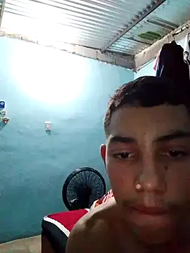 Snapshot of SalariedNudist chatting on 09/28/25, 08:36 SalariedNudist online show from 09/28/25, 08:36