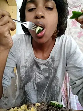 Barbiefox24 online show from 10/24/25, 06:59