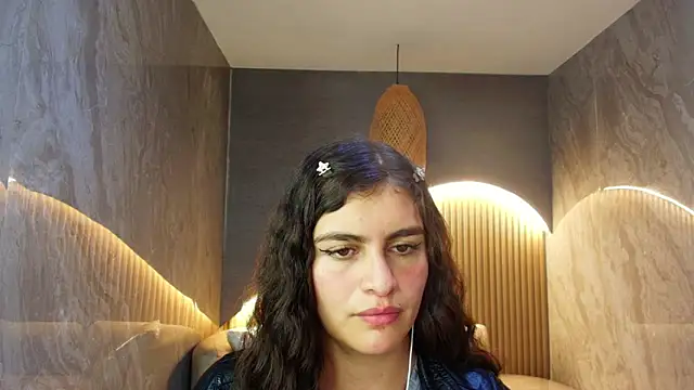 dany r  online show from 11/04/25, 01:32