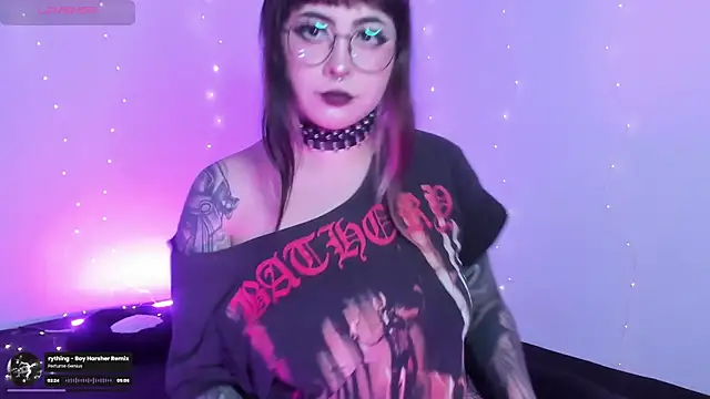 Hallucigenia  online show from 04/24/26, 01:41