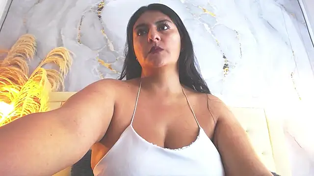 Snapshot of Samy_moore14 chatting on 10/29/25, 02:19 Samy moore14 online show from 10/29/25, 02:19