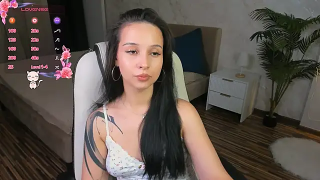 StarlitFairy online show from 10/16/25, 05:52