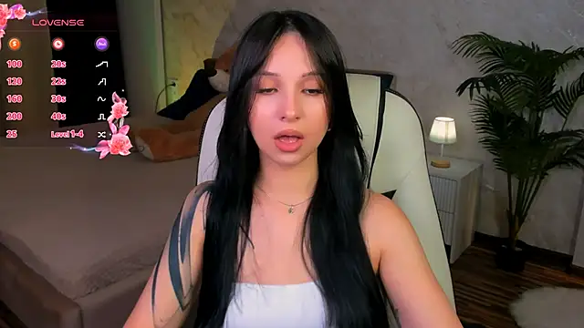 StarlitFairy online show from 10/17/25, 05:21