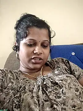 sweetqueen143 online show from 10/16/25, 05:19