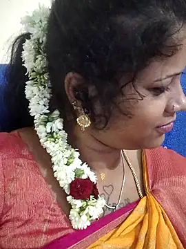 sweetqueen143 online show from 11/21/25, 04:38