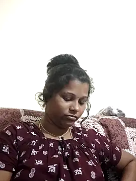 sweetqueen143 online show from 12/05/25, 03:52