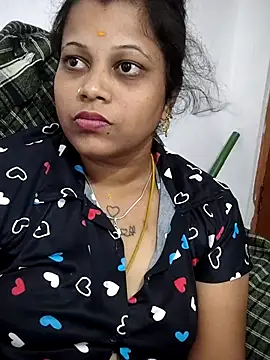 sweetqueen143 online show from 05/15/26, 11:01