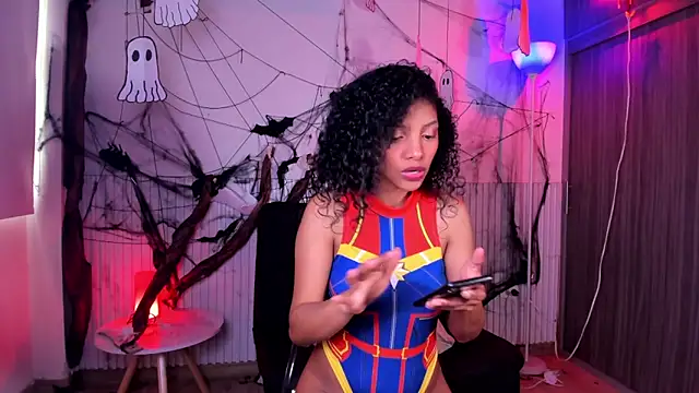 Snapshot of natalia_blue chatting on 11/03/25, 05:58 natalia blue online show from 11/03/25, 05:58