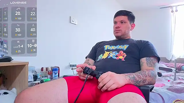 Snapshot of ryden_01 chatting on 12/05/25, 04:03 ryden 01 online show from 12/05/25, 04:03