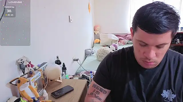 Snapshot of ryden_01 chatting on 02/08/26, 05:27 ryden 01 online show from 02/08/26, 05:27