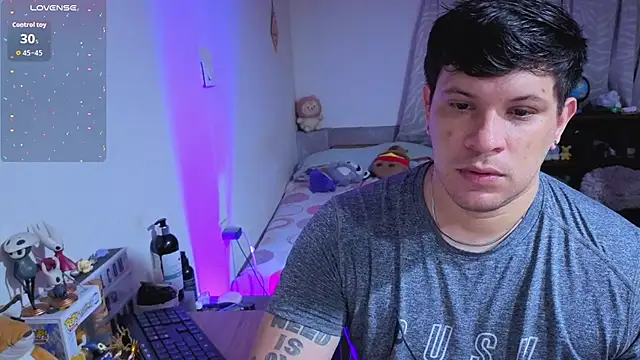 Snapshot of ryden_01 chatting on 02/19/26, 11:34 ryden 01 online show from 02/19/26, 11:34