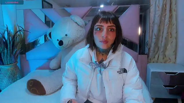 Gyal 8  online show from 09/22/25, 03:19