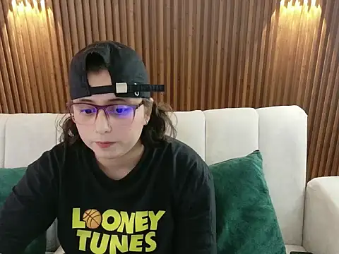 dirty feelena online show from 02/04/26, 05:30