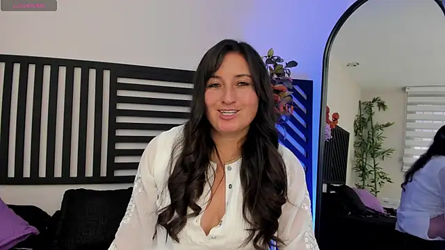 angela fiory online show from 09/29/25, 06:13