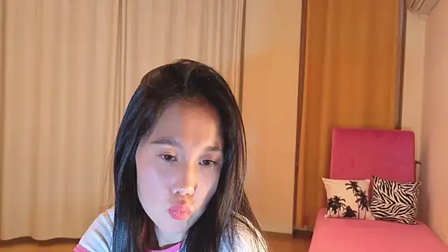 Reina  chan online show from 09/21/25, 06:20