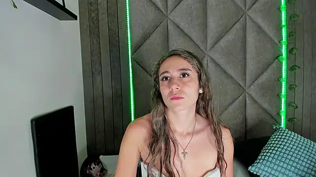 Snapshot of MyApril__ chatting on 02/11/26, 11:48 MyApril online show from 02/11/26, 11:48