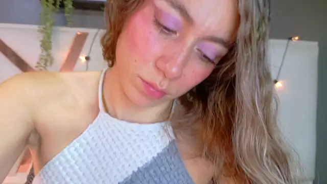 Snapshot of MyApril__ chatting on 02/25/26, 12:04 MyApril online show from 02/25/26, 12:04