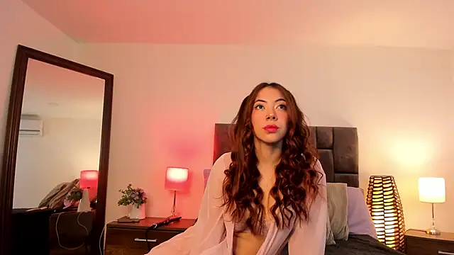 Aliccecullen online show from 12/05/25, 12:14