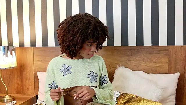 Stellaciel  online show from 10/26/25, 02:23