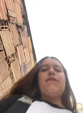 Aphrill online show from 11/22/25, 08:41