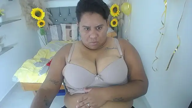 Snapshot of hotlesby_valery chatting on 09/23/25, 06:55 hotlesby valery online show from 09/23/25, 06:55