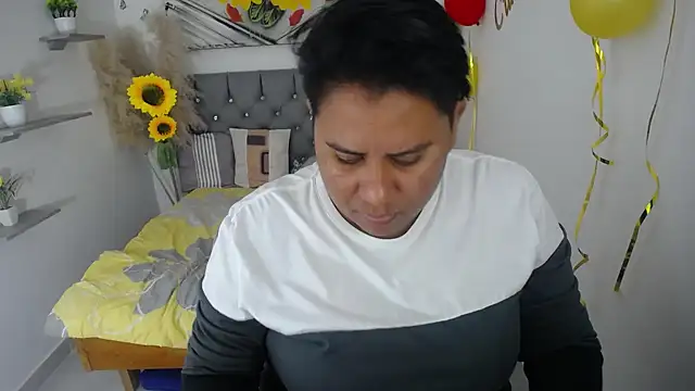 Snapshot of hotlesby_valery chatting on 09/26/25, 12:20 hotlesby valery online show from 09/26/25, 12:20