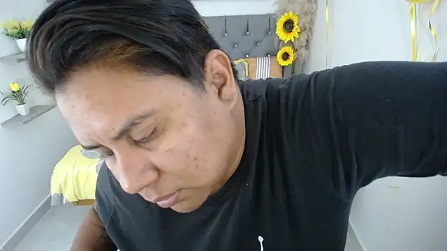 Snapshot of hotlesby_valery chatting on 10/07/25, 07:11 hotlesby valery online show from 10/07/25, 07:11