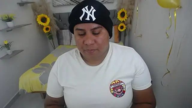 Snapshot of hotlesby_valery chatting on 10/13/25, 07:25 hotlesby valery online show from 10/13/25, 07:25