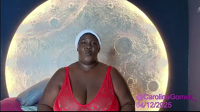 Snapshot of CarolinaGomez_ chatting on 12/04/25, 07:44 CarolinaGomez online show from 12/04/25, 07:44