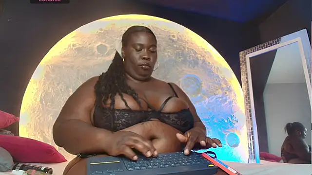 Snapshot of CarolinaGomez_ chatting on 01/07/26, 07:27 CarolinaGomez online show from 01/07/26, 07:27