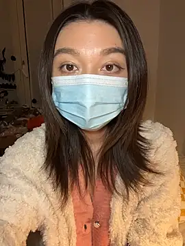 Snapshot of fioralba chatting on 11/20/25, 09:14 fioralba online show from 11/20/25, 09:14