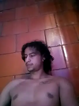 Snapshot of SlickedLeft chatting on 11/15/25, 02:24 SlickedLeft online show from 11/15/25, 02:24