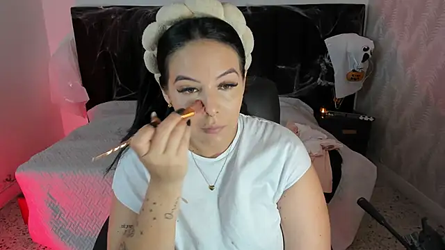 camiladuke7 online show from 10/29/25, 07:37