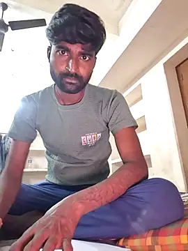 kkshan0923 online show from 02/18/26, 12:45