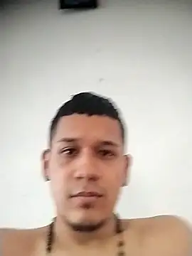 Snapshot of Mohamedxxx13 chatting on 09/23/25, 05:38 Mohamedxxx13 online show from 09/23/25, 05:38