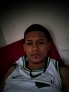 Snapshot of Mohamedxxx13 chatting on 10/02/25, 01:51 Mohamedxxx13 online show from 10/02/25, 01:51