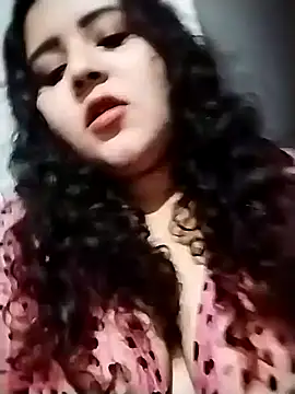 Snapshot of Carolceleste24 chatting on 10/28/25, 09:17 Carolceleste24 online show from 10/28/25, 09:17