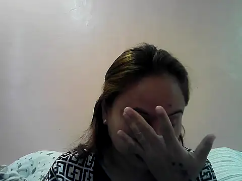 Snapshot of Amarrahlyn chatting on 10/04/25, 11:14 Amarrahlyn online show from 10/04/25, 11:14