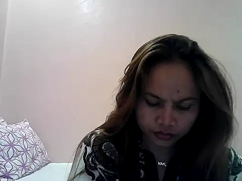 Amarrahlyn online show from 10/25/25, 09:50