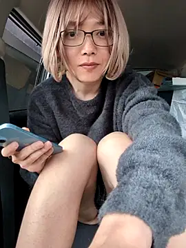 takusaki223 online show from 05/01/26, 06:29